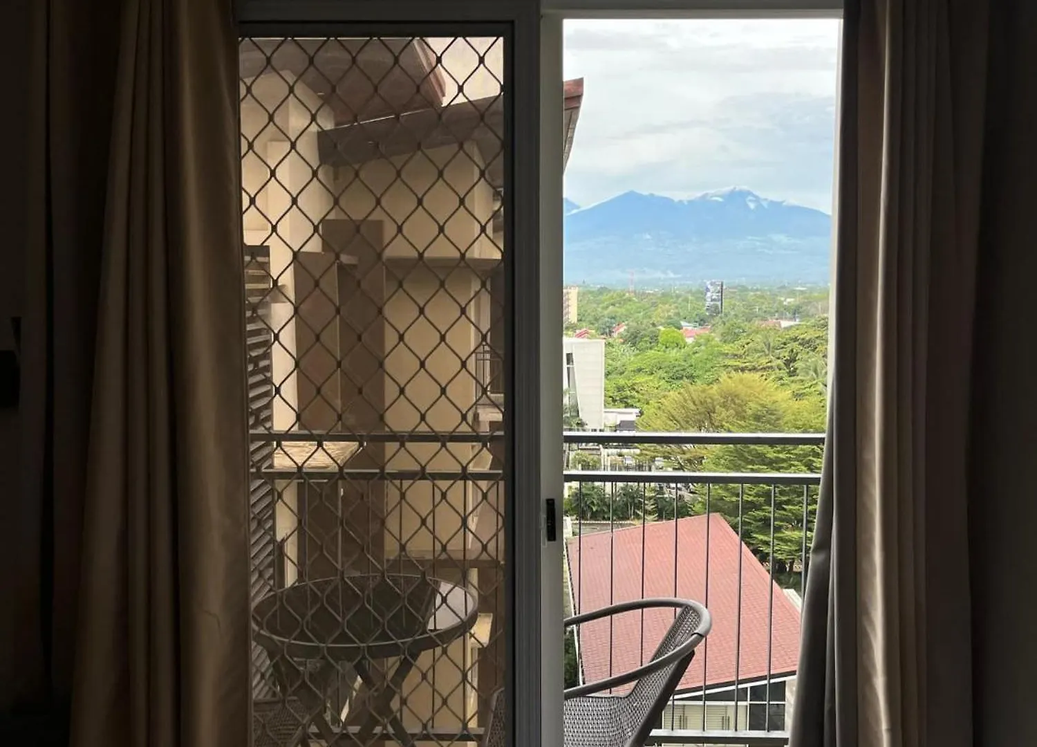 Apartmanhotel 2 Bedroom Unit In A Prestige Condo Residences Near Sm Ecoland Davao City